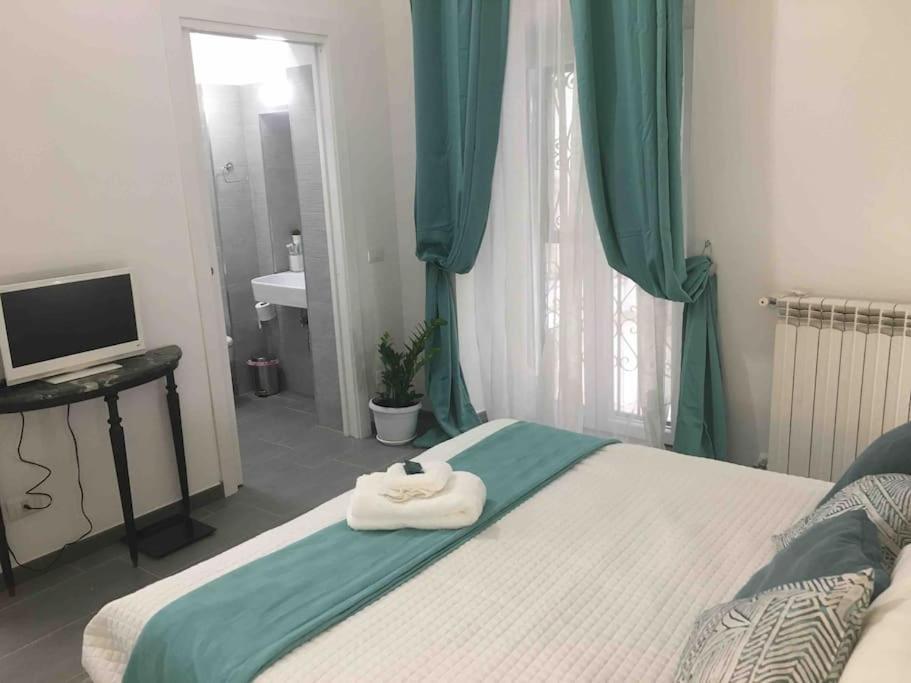 Beautiful Apartment Next To Piazza Di Spagna Rome Exterior photo